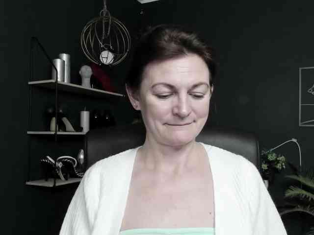 mrsVivian webcam