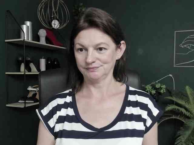 mrsVivian webcam