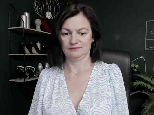 mrsVivian webcam