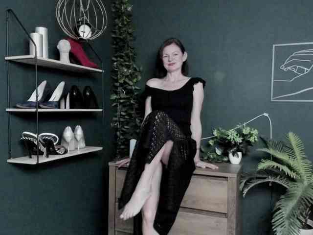 Model: mrsVivian