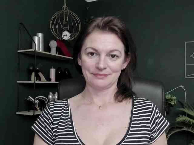 mrsVivian webcam