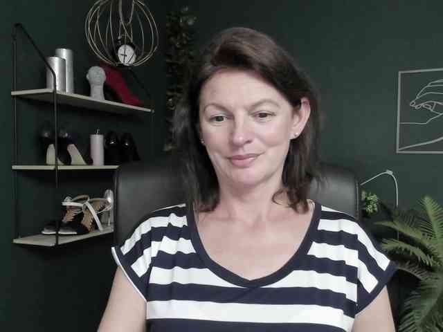 mrsVivian webcam