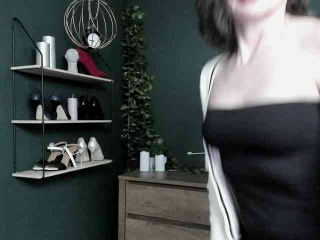 Model: mrsVivian