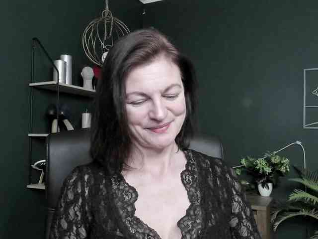 mrsVivian webcam