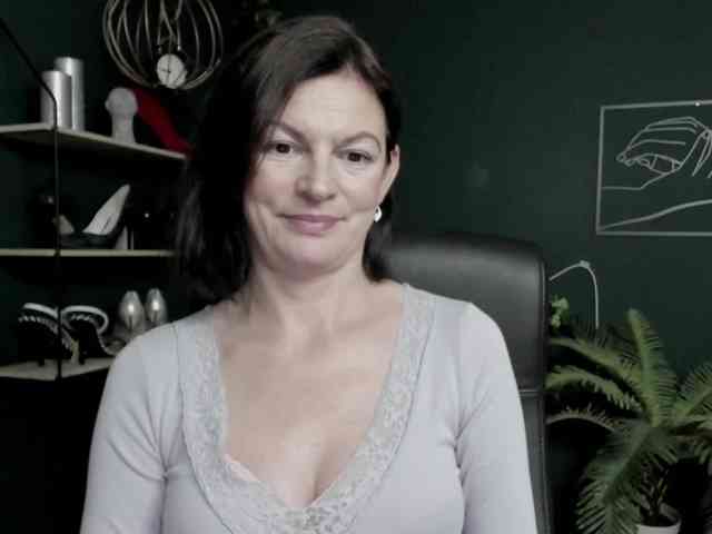 mrsVivian webcam