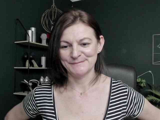 mrsVivian webcam