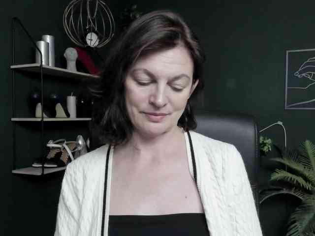 mrsVivian webcam