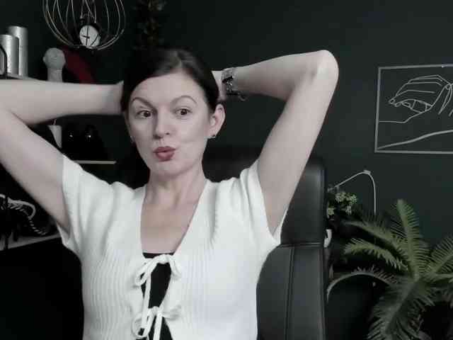 Model: mrsVivian