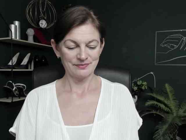 mrsVivian webcam