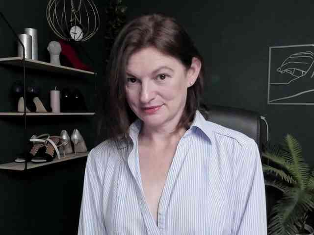 Model: mrsVivian