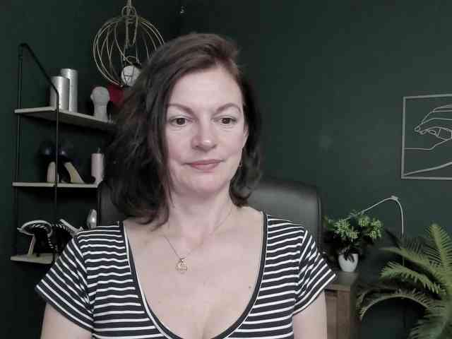 mrsVivian webcam