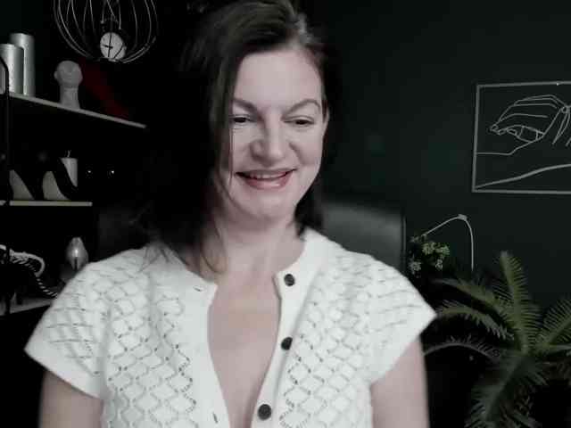mrsVivian webcam