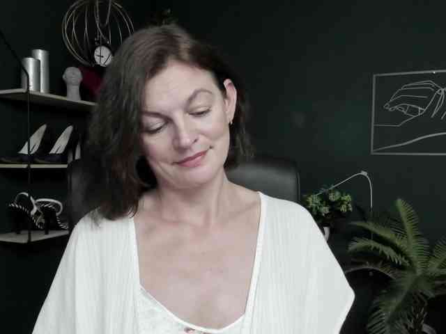 mrsVivian webcam