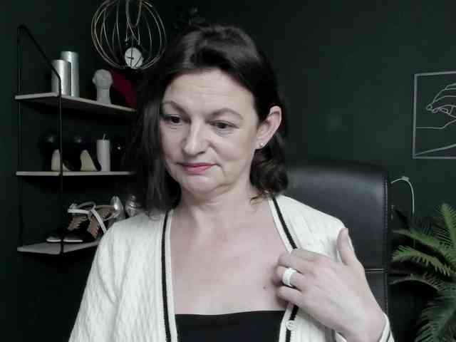mrsVivian webcam