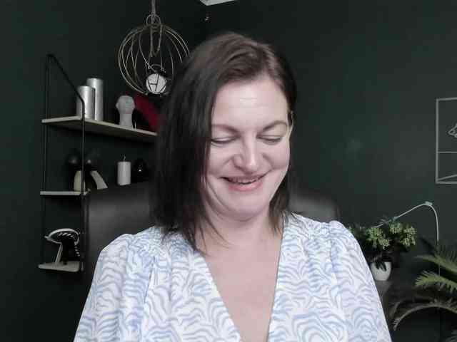 mrsVivian webcam
