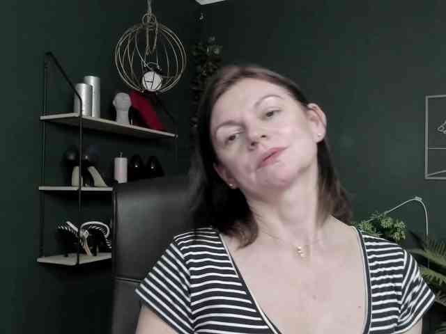mrsVivian webcam