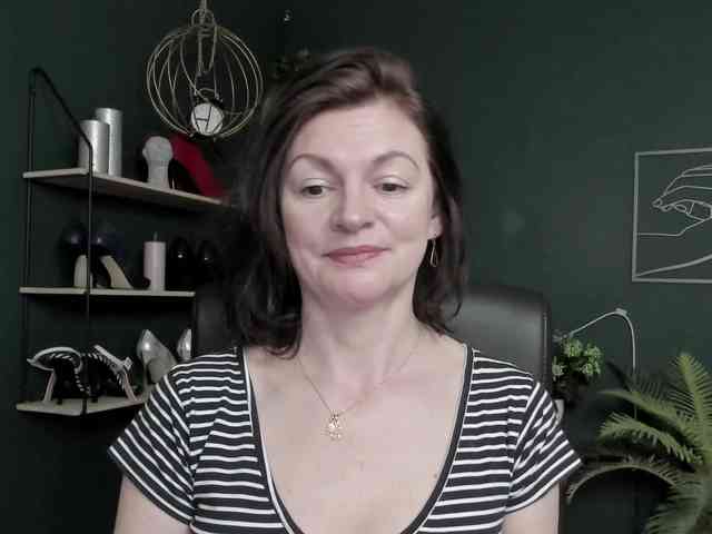 mrsVivian webcam
