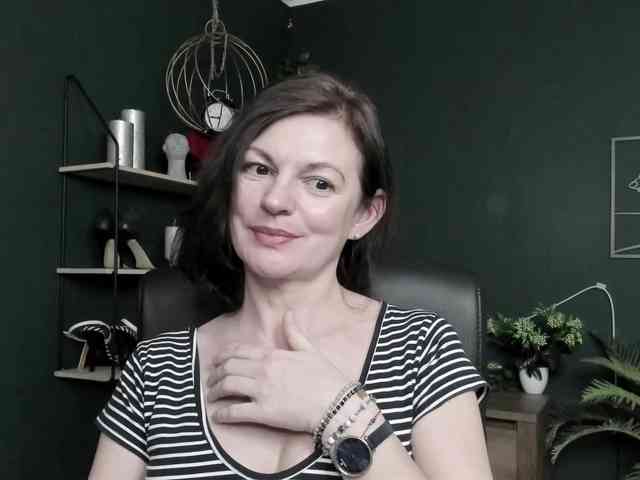 mrsVivian webcam
