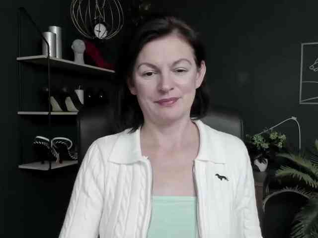 mrsVivian webcam