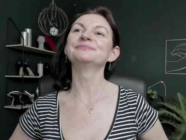 mrsVivian webcam