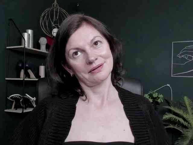mrsVivian webcam
