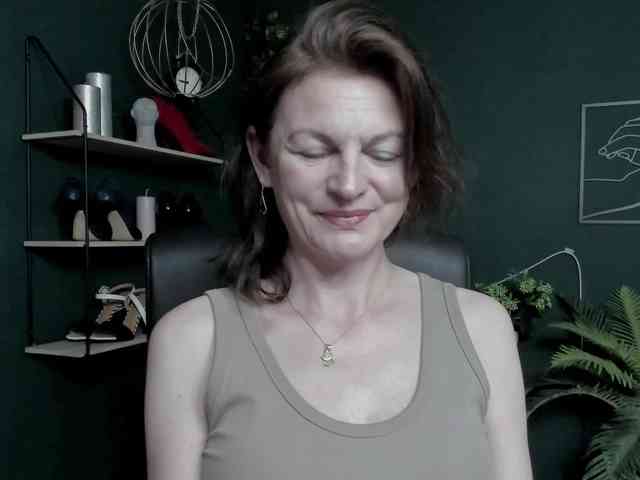 mrsVivian webcam