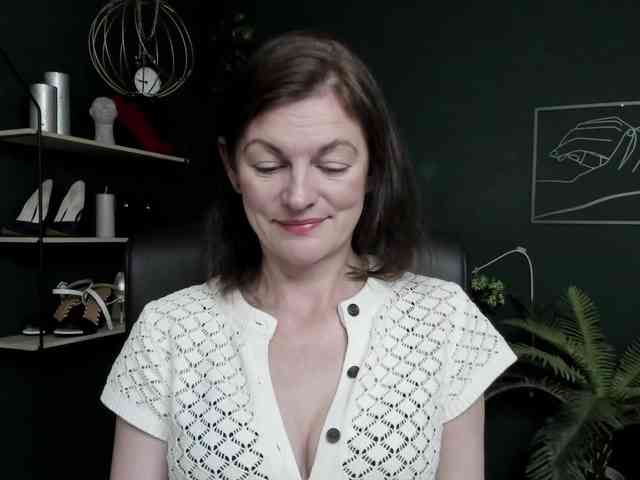 mrsVivian webcam