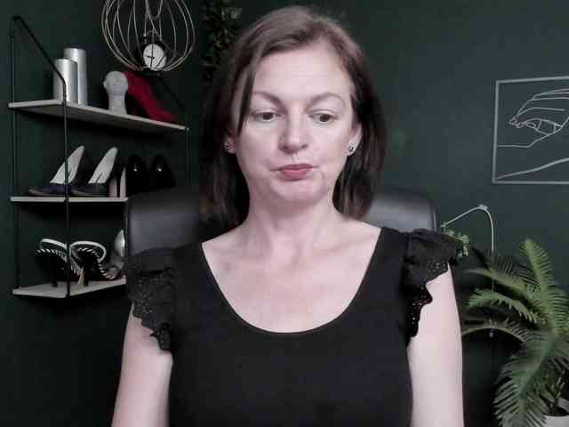 mrsVivian webcam