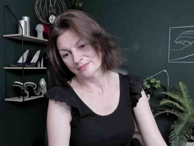mrsVivian webcam
