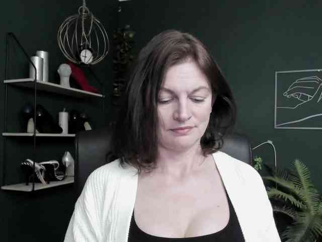 mrsVivian webcam