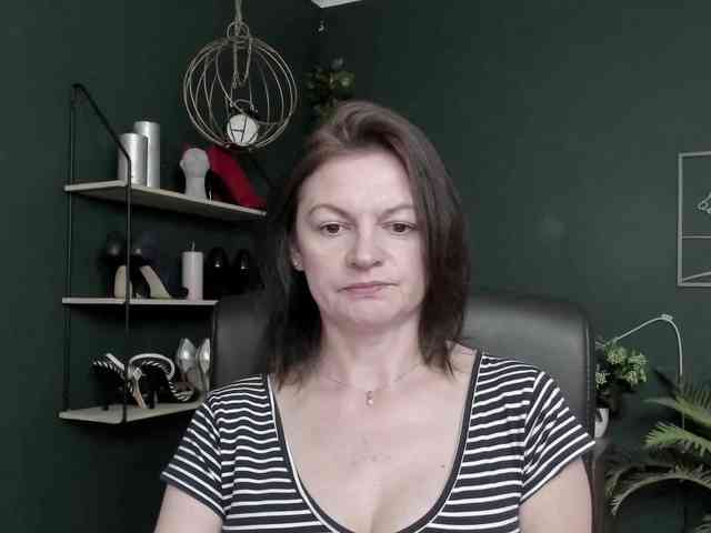 mrsVivian webcam