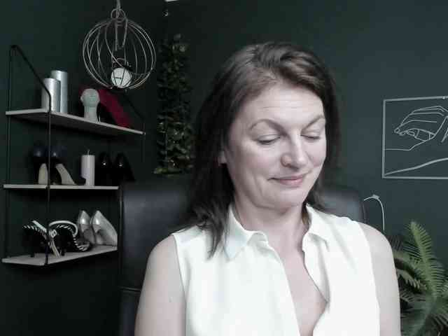 mrsVivian webcam