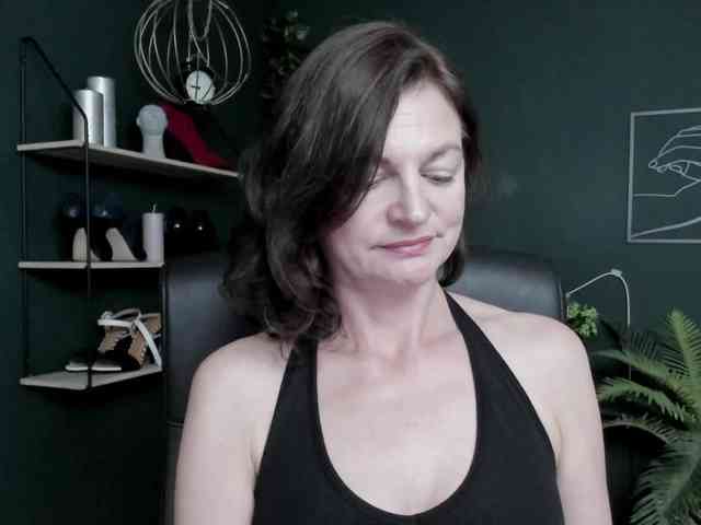 mrsVivian webcam