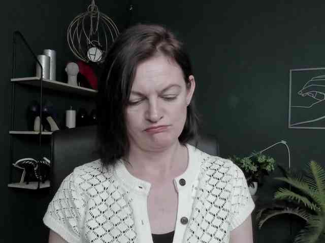 mrsVivian webcam