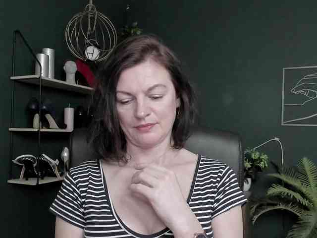 mrsVivian webcam