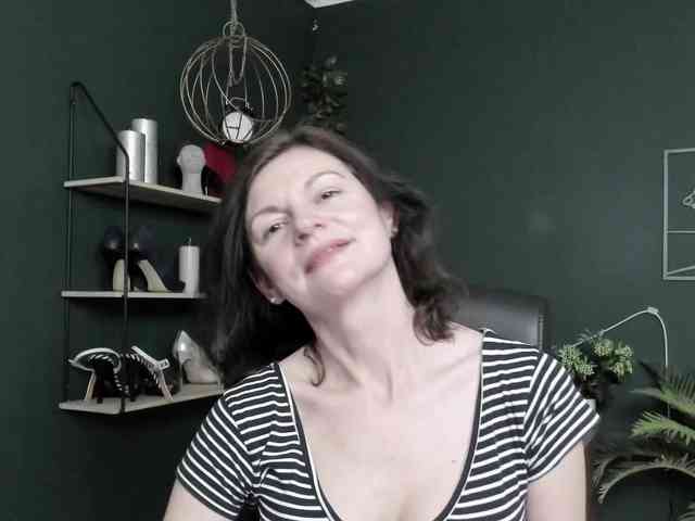 mrsVivian webcam