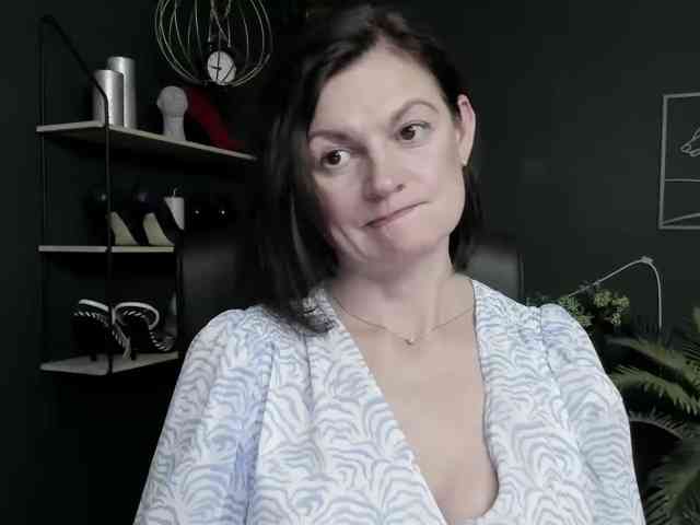 mrsVivian webcam