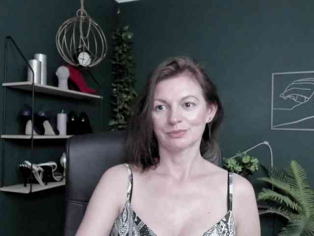 mrsVivian webcam