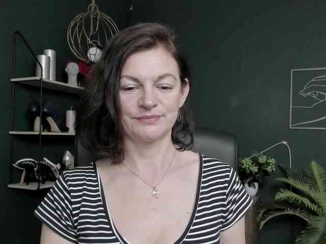 mrsVivian webcam