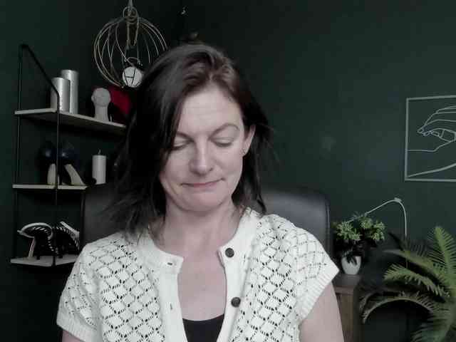 mrsVivian webcam