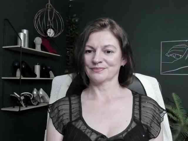 mrsVivian webcam