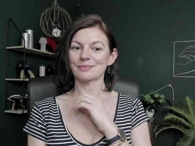 mrsVivian webcam