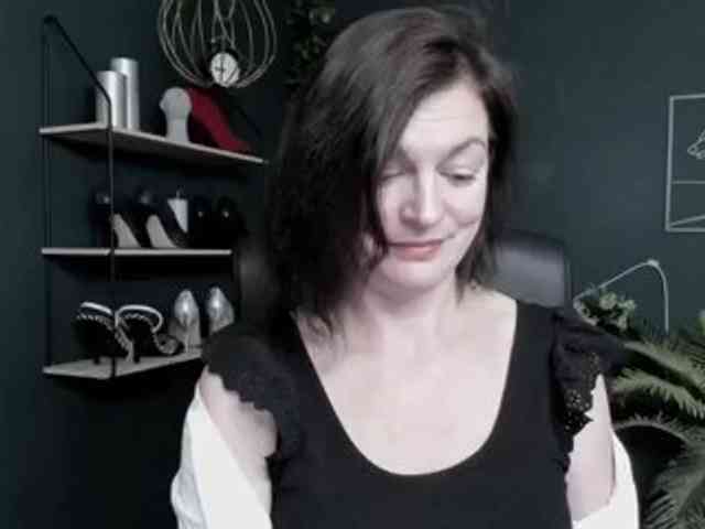 mrsVivian webcam