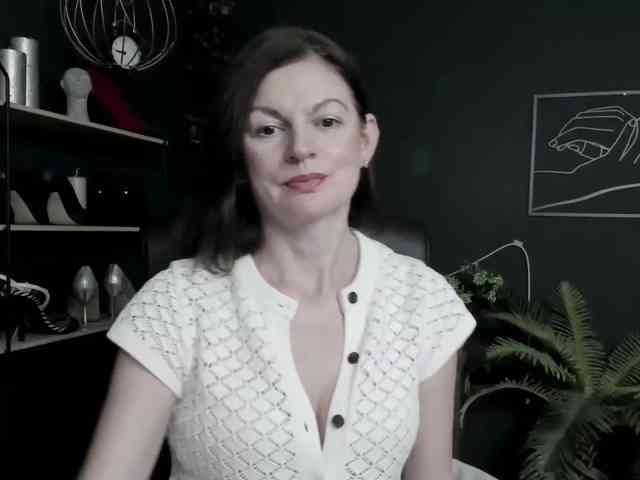 Model: mrsVivian
