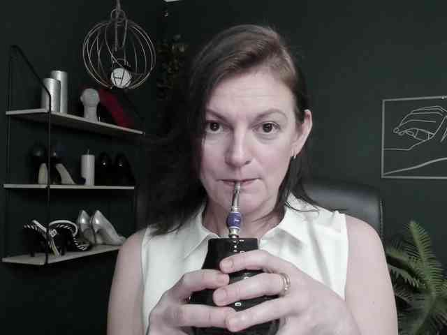 mrsVivian webcam