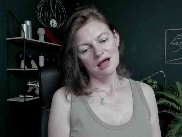 mrsVivian webcam