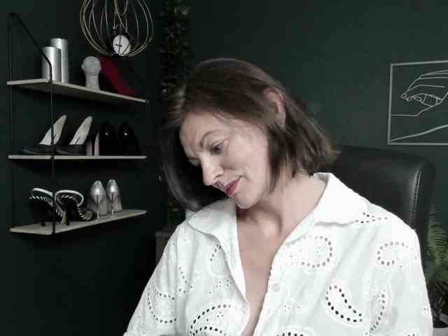mrsVivian webcam