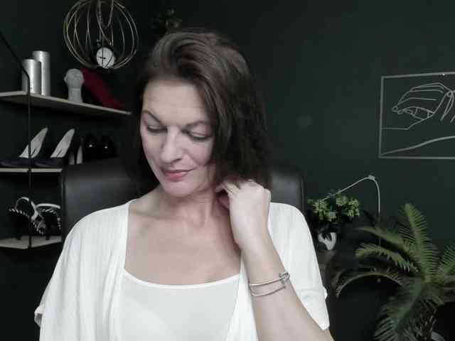 mrsVivian webcam
