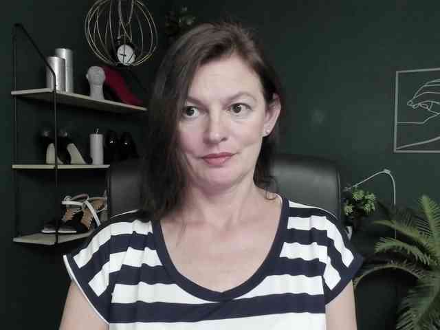 mrsVivian webcam