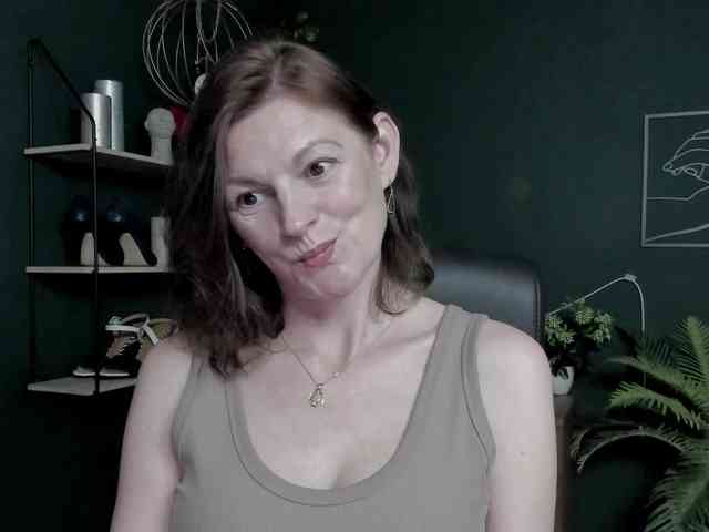 mrsVivian webcam